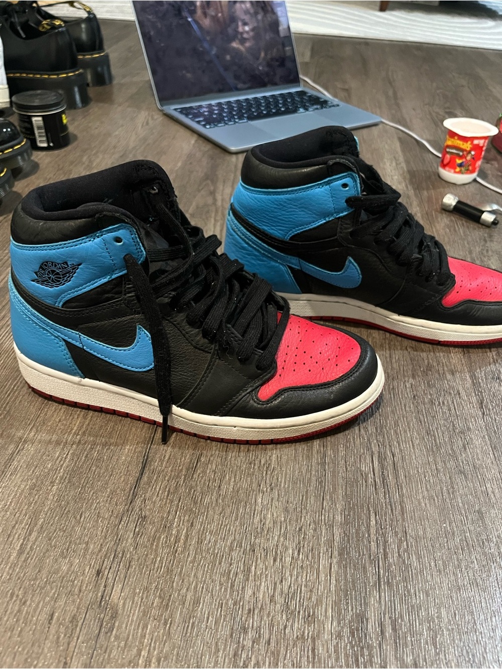 Nike Air Jordan 1 High OG “UNC to Chicago